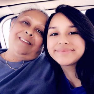 Meet your Posher, Elizabeth